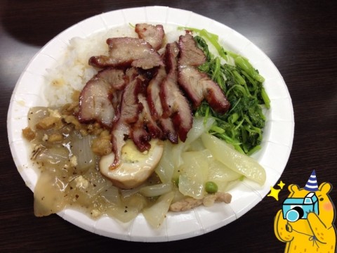 今天中午吃林口知名叉燒飯！